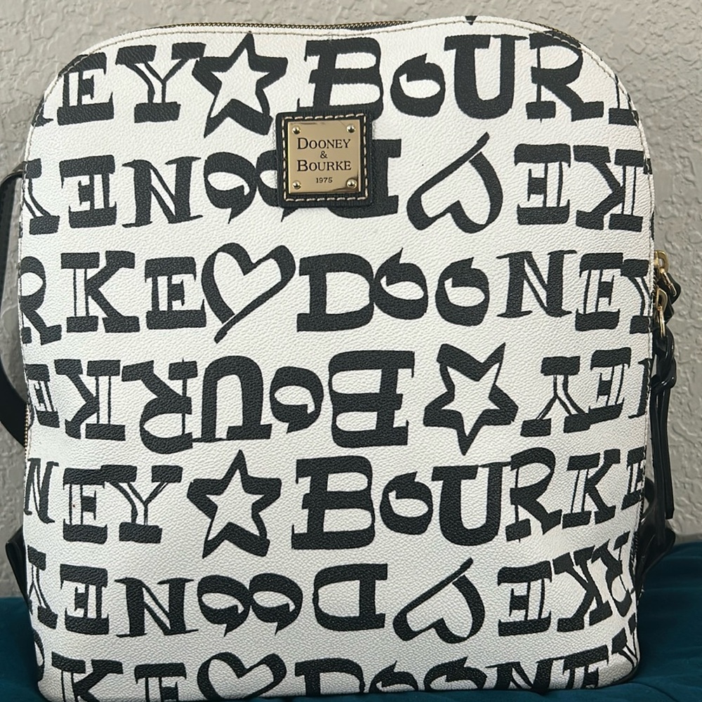 Dooney & Bourke